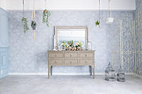 s03